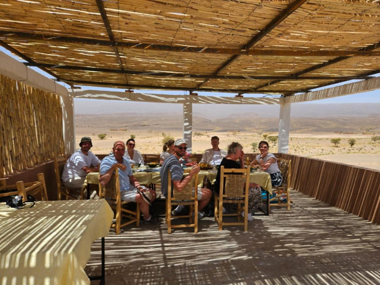 Foum Zguid La Petite Maison Du Lac Iriki מראה חיצוני תמונה